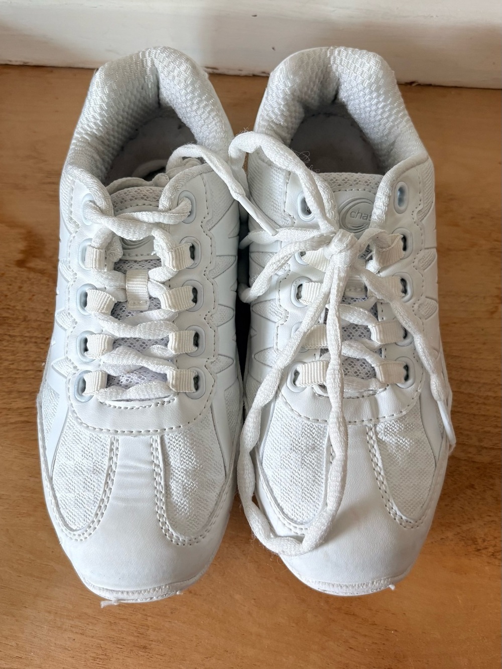 Girls' White Lace-Up Cheer Shoes - Lightweight